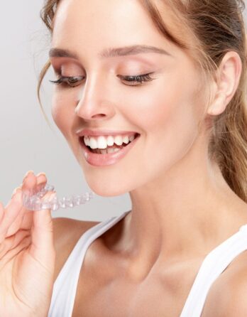 How Home Teeth Whitening Works?