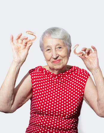 Loose or Fallen-Out Dentures  – What to Do?